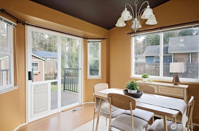 445 Mitchell Drive, Coupeville, WA 98239