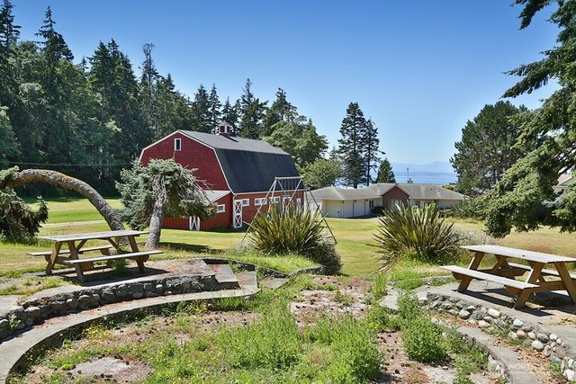 445 Mitchell Drive, Coupeville, WA 98239