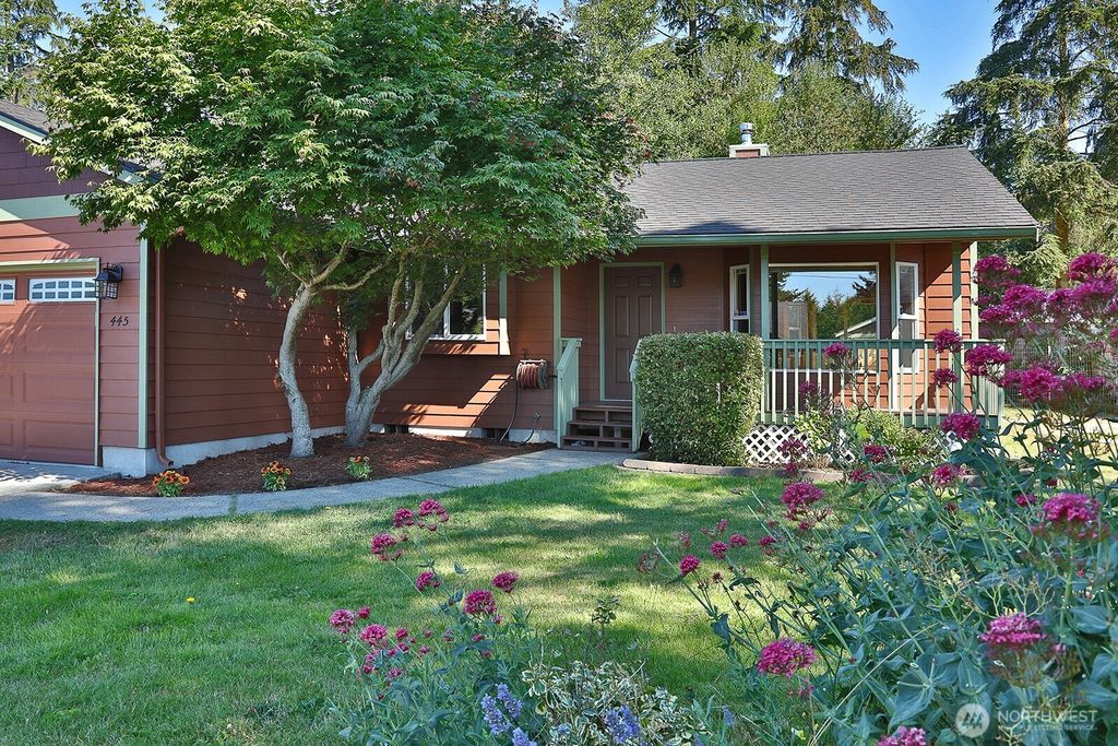 445 Mitchell Drive, Coupeville, WA 98239