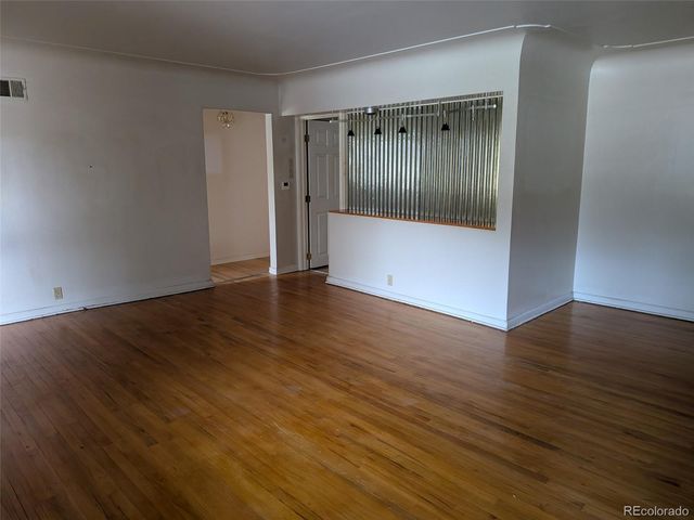 8225 W 19th Avenue, Lakewood, CO 80214