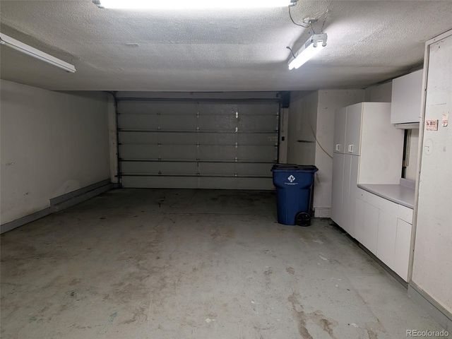 8225 W 19th Avenue, Lakewood, CO 80214