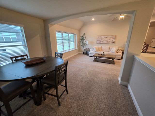 232 Redwood Circle, Trenton, TX 75490