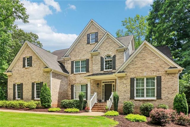 1035 Lillian Drive, Alpharetta, GA 30004