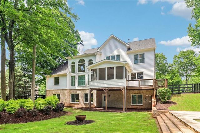 1035 Lillian Drive, Alpharetta, GA 30004