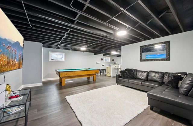 19328 Woodfield Court, Tinley Park, IL 60487