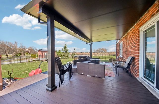 19328 Woodfield Court, Tinley Park, IL 60487