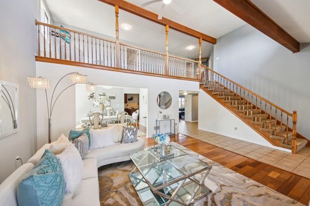 19328 Woodfield Court, Tinley Park, IL 60487