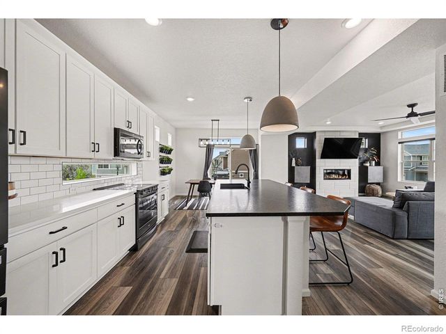 3901 Windwood Drive, Johnstown, CO 80534