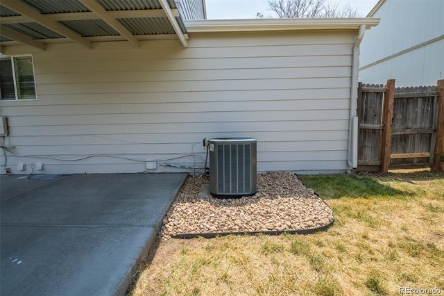 4221 S Quintero Way, Aurora, CO 80013