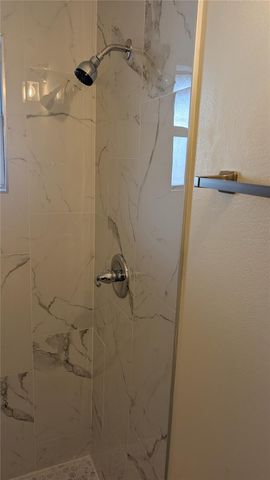 408 LEXINGTON DRIVE, Sebring, FL 33876