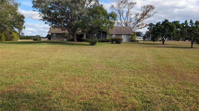 408 LEXINGTON DRIVE, Sebring, FL 33876