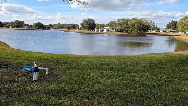 408 LEXINGTON DRIVE, Sebring, FL 33876