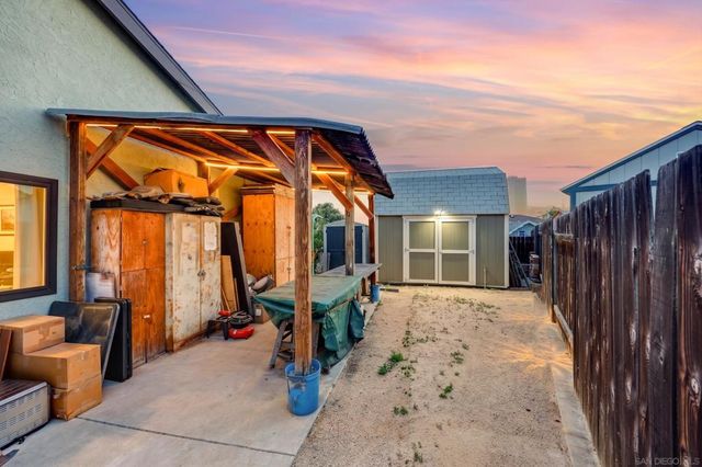 10654 Holborn Ct, Santee, CA 92071