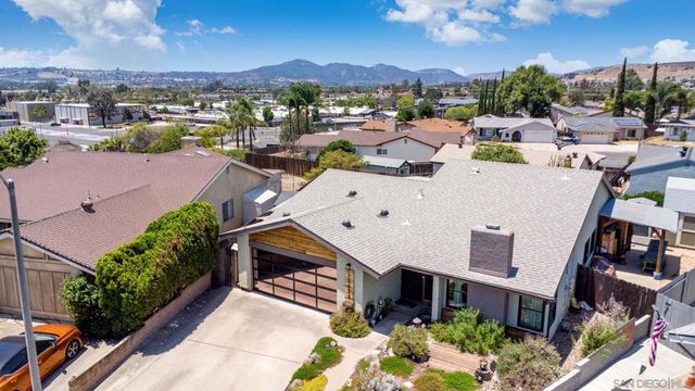 10654 Holborn Ct, Santee, CA 92071