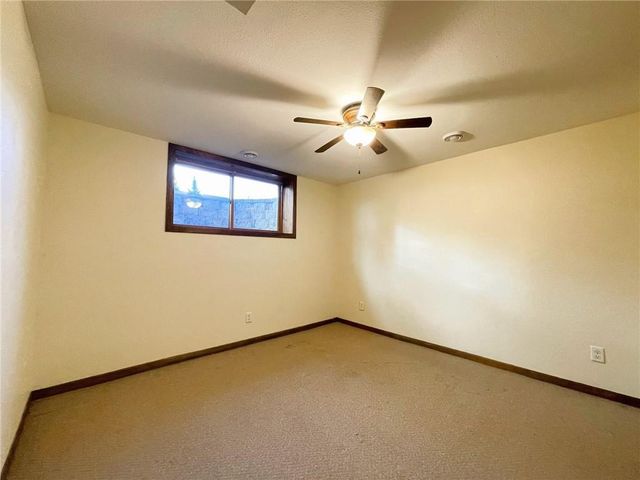 4927 Jeffers Road, Eau Claire, WI 54703