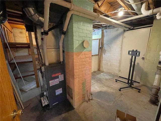 4927 Jeffers Road, Eau Claire, WI 54703