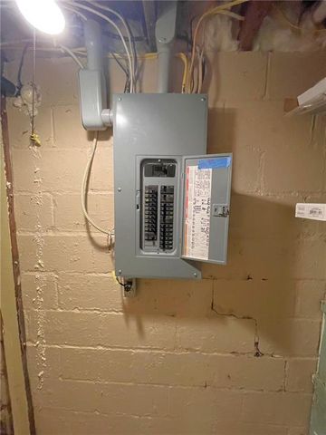 4927 Jeffers Road, Eau Claire, WI 54703