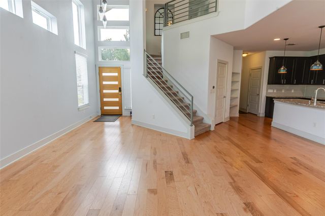 1400 Homespun RD, Austin, TX 78745