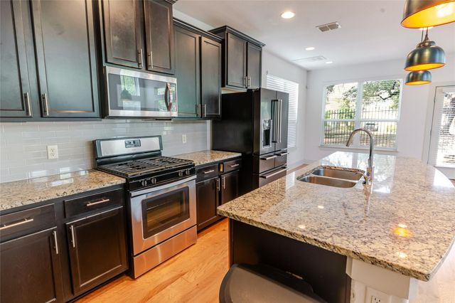 1400 Homespun RD, Austin, TX 78745