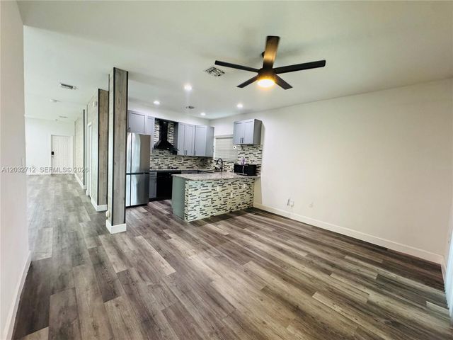 363 NE 35th Terrace, Homestead, FL 33033