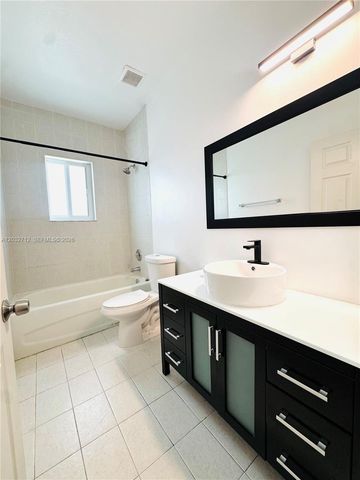 363 NE 35th Terrace, Homestead, FL 33033