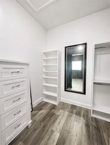 363 NE 35th Terrace, Homestead, FL 33033
