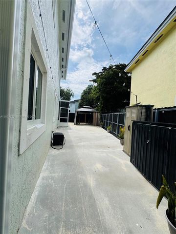 363 NE 35th Terrace, Homestead, FL 33033