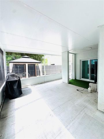 363 NE 35th Terrace, Homestead, FL 33033