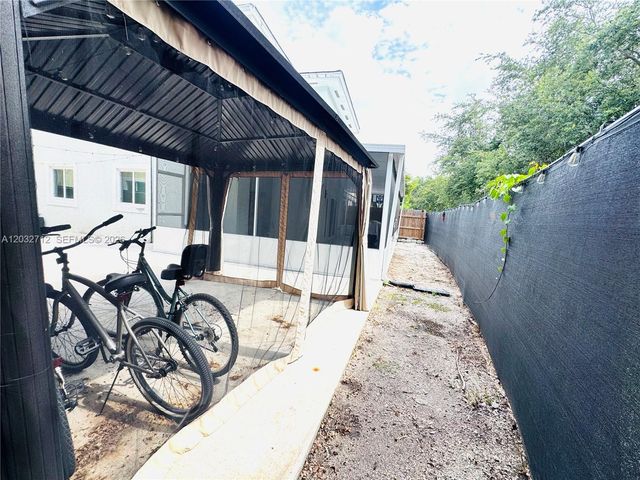 363 NE 35th Terrace, Homestead, FL 33033