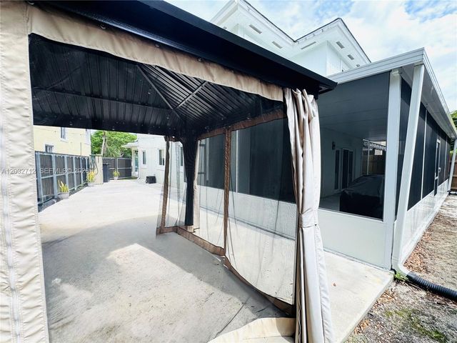 363 NE 35th Terrace, Homestead, FL 33033