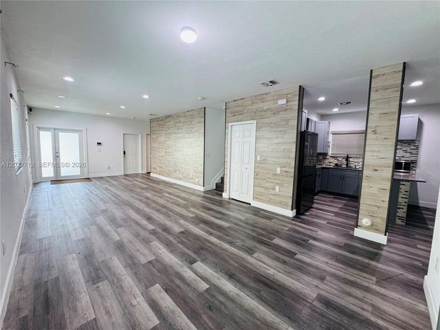 363 NE 35th Terrace, Homestead, FL 33033