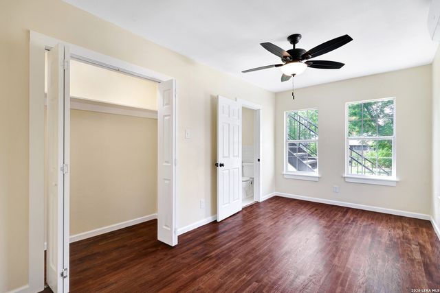 834 W Russell Pl, San Antonio, TX 78212