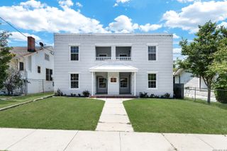 834 W Russell Pl, San Antonio, TX 78212