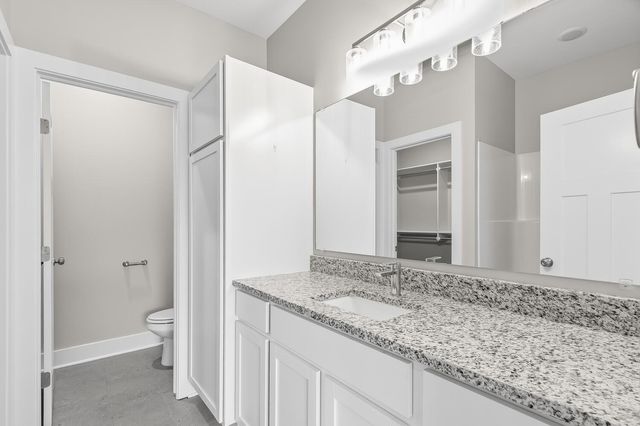 320 N Deer Run Ct, El Dorado, KS 67042