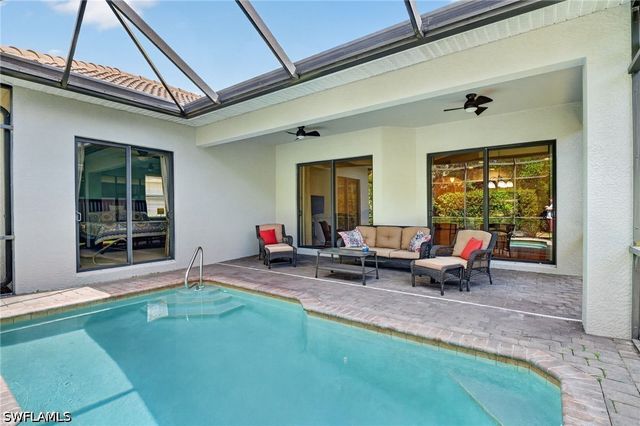 1454 Serrano CIR, Naples, FL 34105