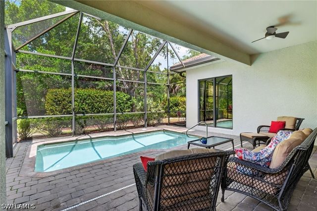 1454 Serrano CIR, Naples, FL 34105