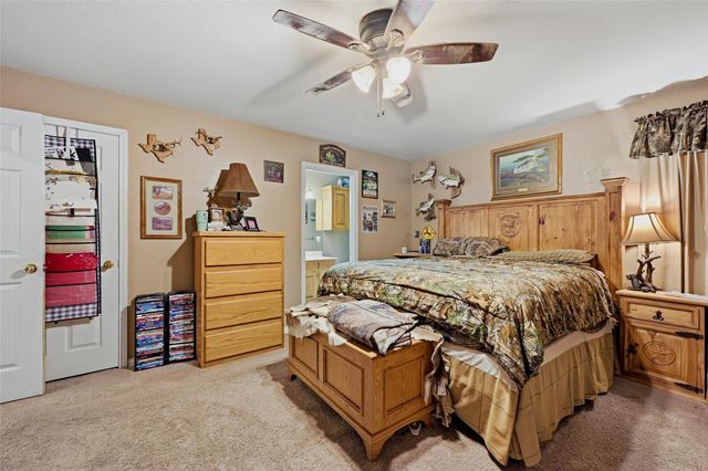 205 3rd Street, Whitesboro, TX 76273