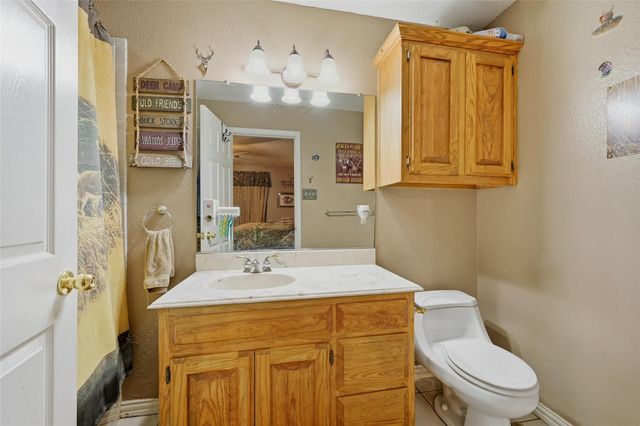 205 3rd Street, Whitesboro, TX 76273