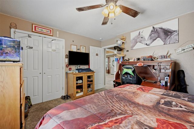 205 3rd Street, Whitesboro, TX 76273