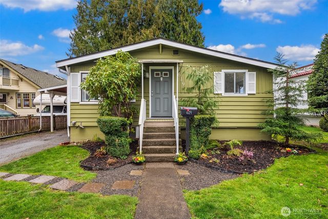 619 Burnett Avenue S, Renton, WA 98057