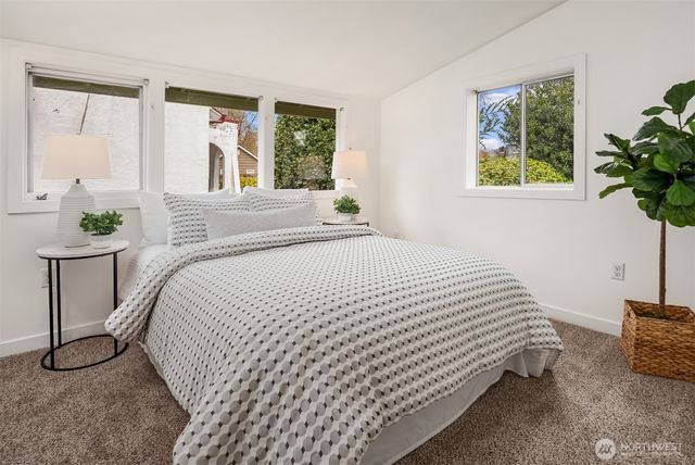 619 Burnett Avenue S, Renton, WA 98057