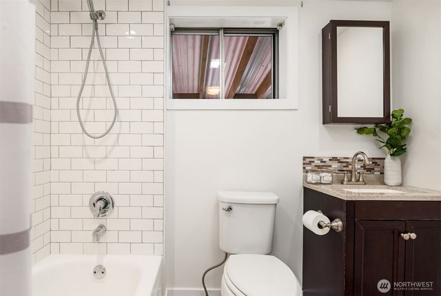 619 Burnett Avenue S, Renton, WA 98057