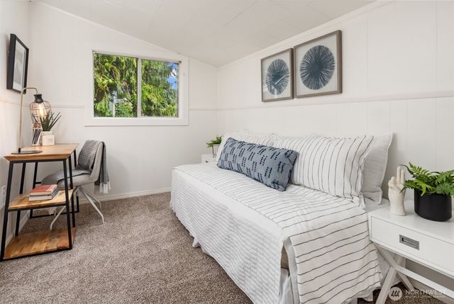 619 Burnett Avenue S, Renton, WA 98057