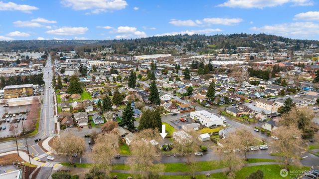 619 Burnett Avenue S, Renton, WA 98057