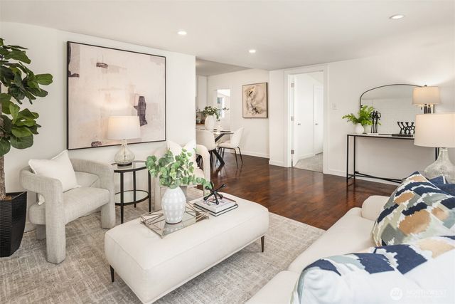 619 Burnett Avenue S, Renton, WA 98057