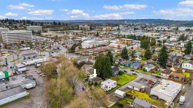 619 Burnett Avenue S, Renton, WA 98057