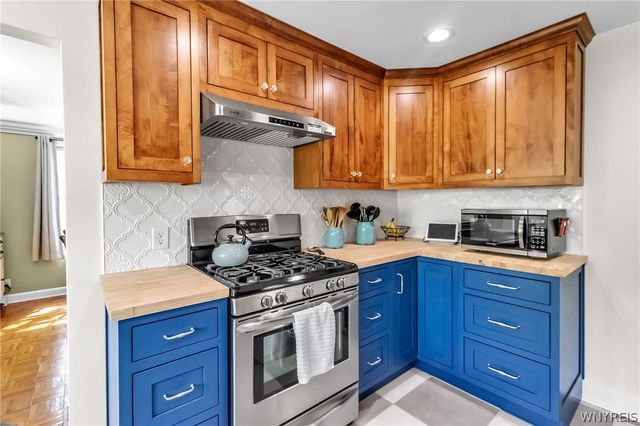 10056 Greiner Road, Clarence, NY 14031