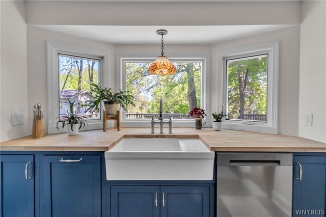 10056 Greiner Road, Clarence, NY 14031