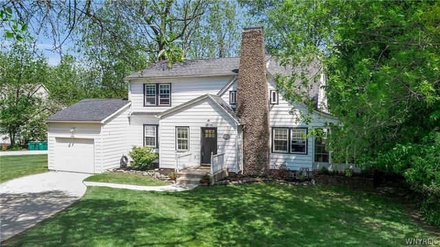 10056 Greiner Road, Clarence, NY 14031