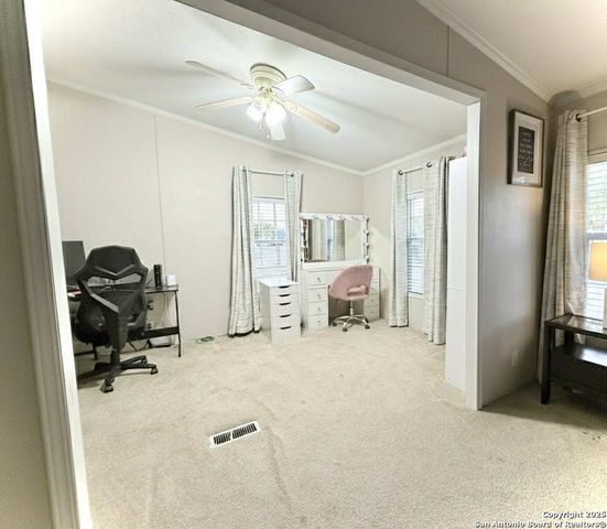 202 10th, Christine, TX 78012